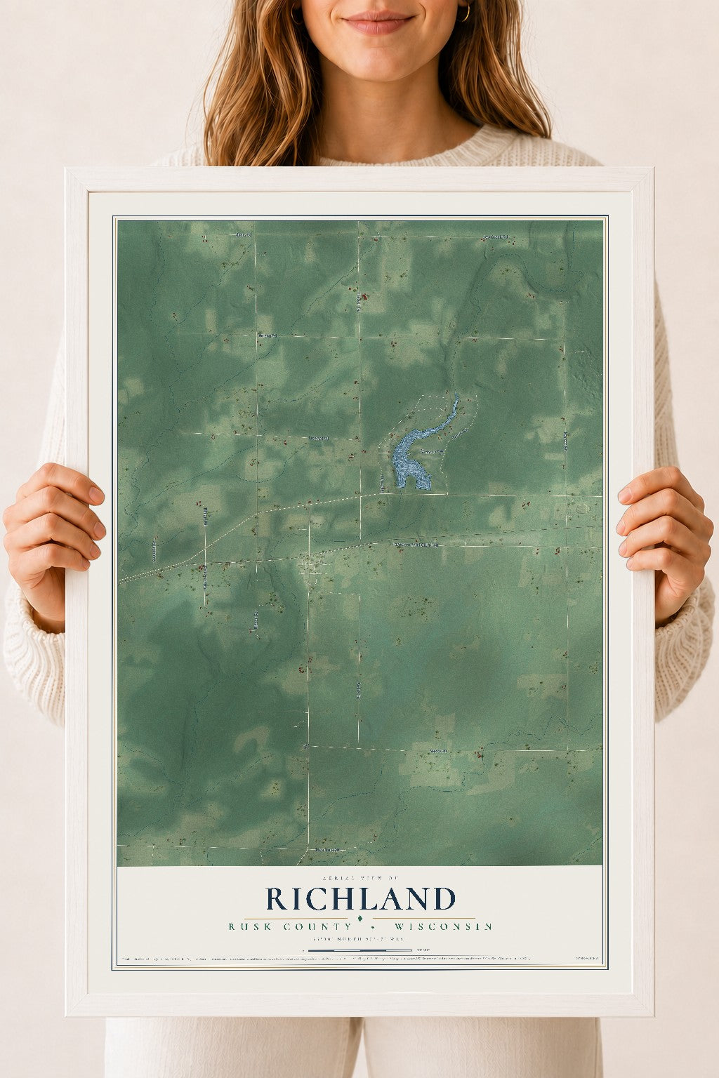 Map of Richland, Rusk County, Wisconsin, 18 x 24 inch print in a white wood frame