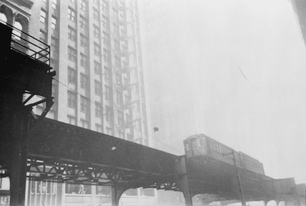 Kubrick's photograph of The Chicago "L".