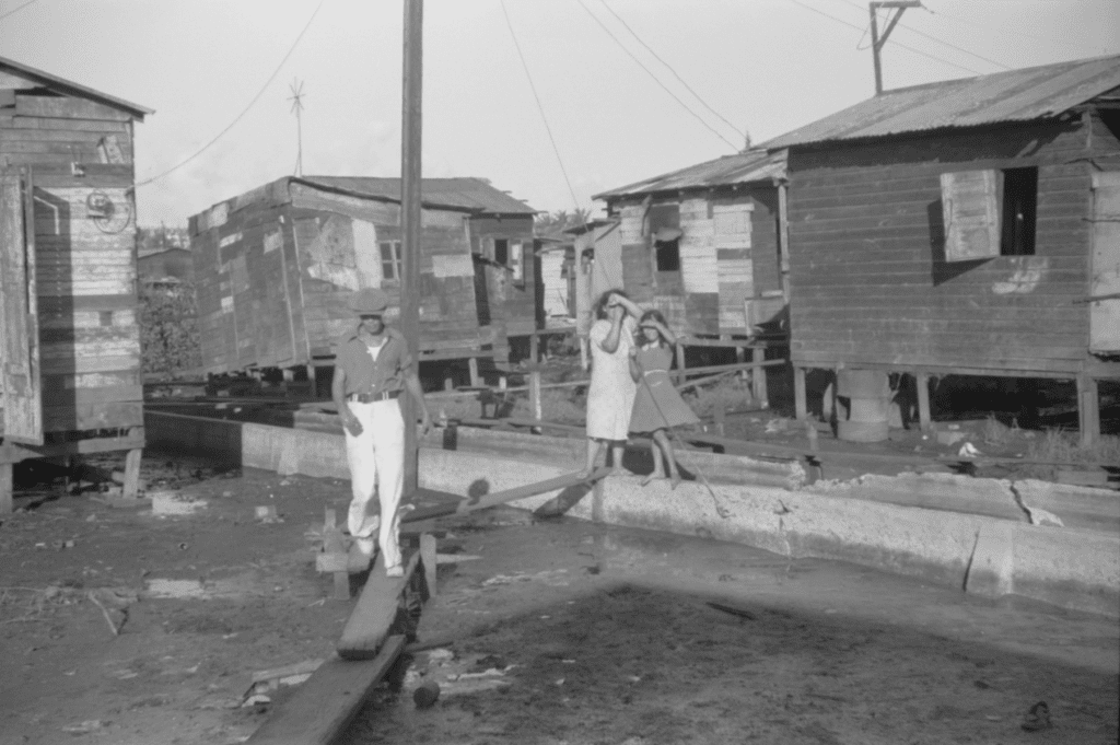 Picture of San Juan's Mud Slum, El Fanguito