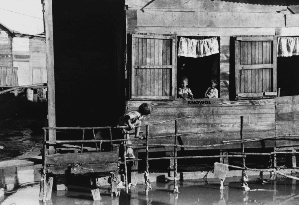 Picture of San Juan's Mud Slum, El Fanguito