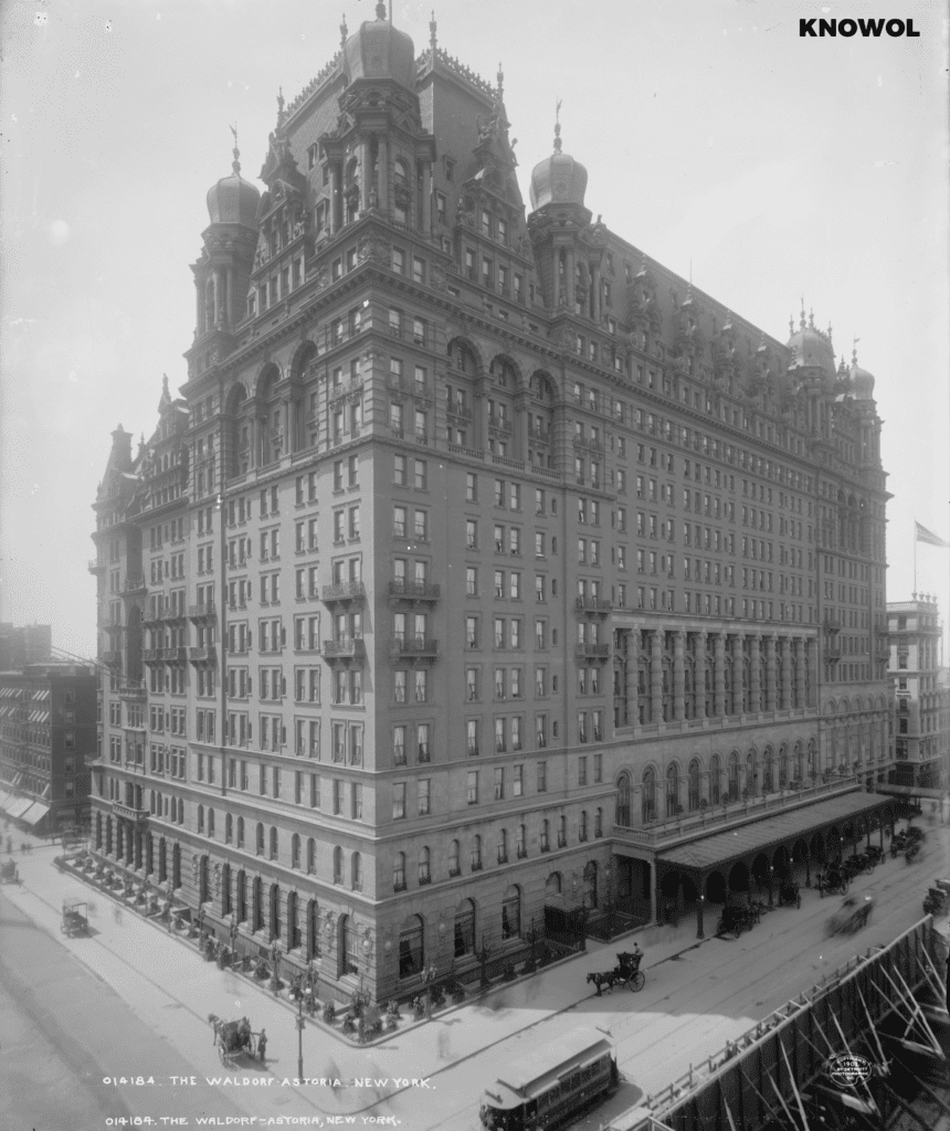 Here's What the Waldorf Astoria Looked Like in 1900