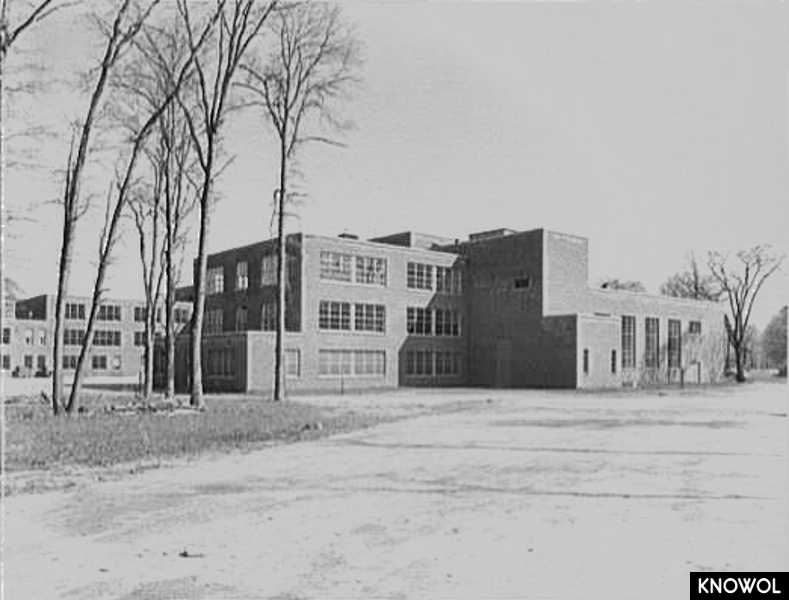 Historic picture of Stamford's Dolan Middle School