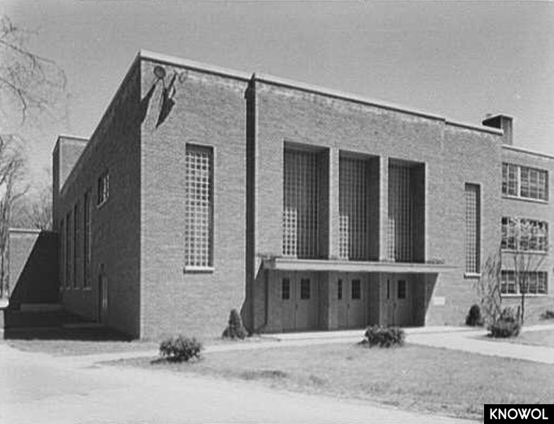 Historic picture of Stamford's Dolan Middle School