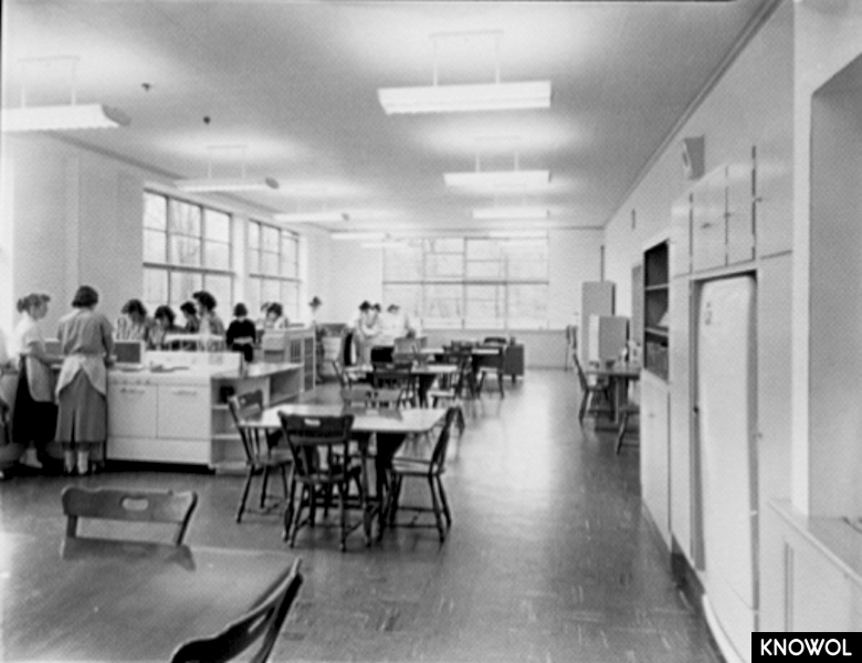 Historic picture of Stamford's Dolan Middle School