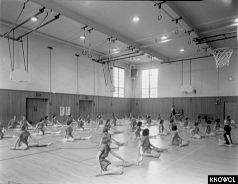 Historic picture of Stamford's Dolan Middle School