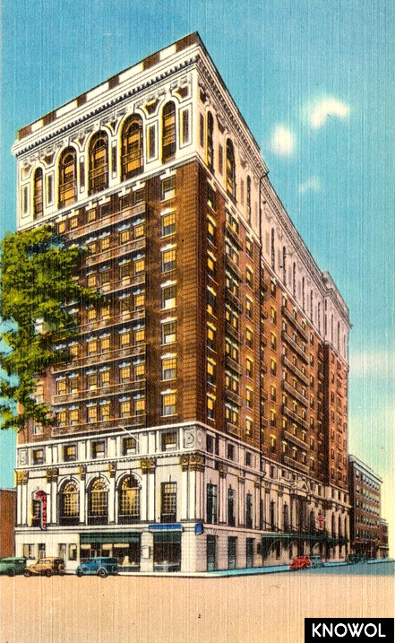 This image provides a much better view of the Hotel Taft.