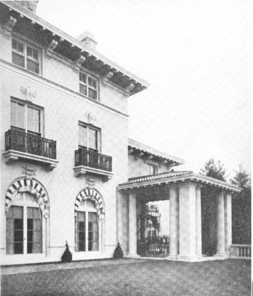 The Avalon had multiple covered outdoor seating areas, one of which is seen here.