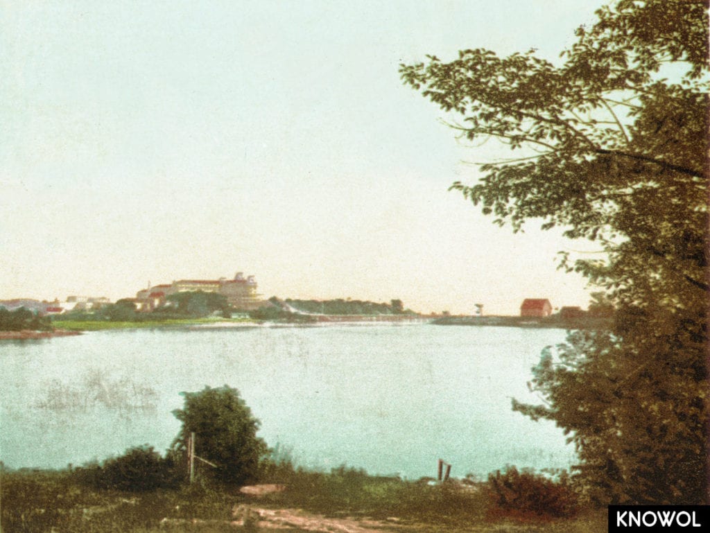 Postcard sent by Edmund Noble to his wife, Lydia.