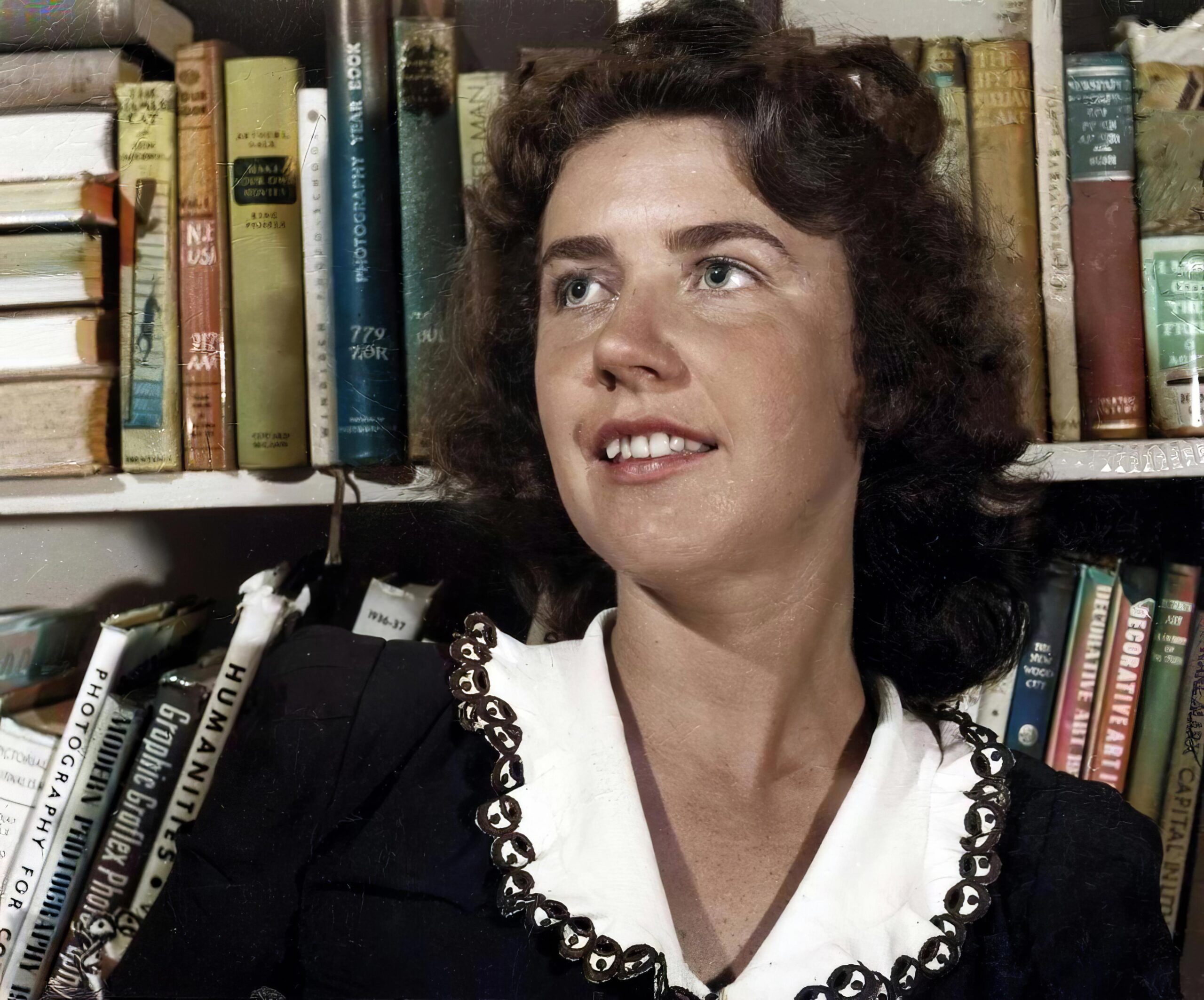 Portrait photograph of Marion Post Wolcott