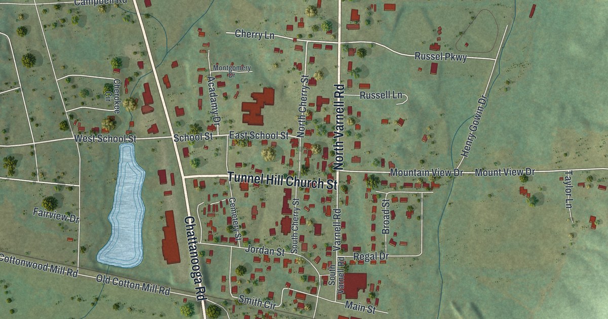 Close-up of streets and buildings in Tunnel Hill, Georgia