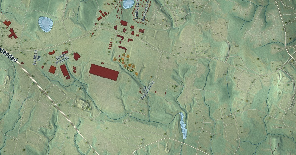 Close-up of streets and buildings in Poquonock, Connecticut