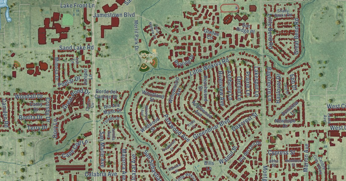 Close-up of streets and buildings in Altamonte Springs, Florida