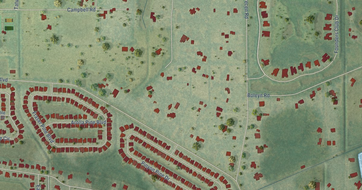 Close-up of streets and buildings in Tatum Ridge, Florida
