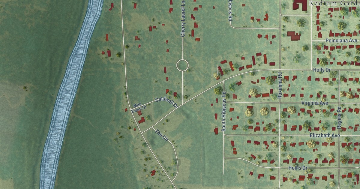 Close-up of streets and buildings in Radium Springs, Georgia