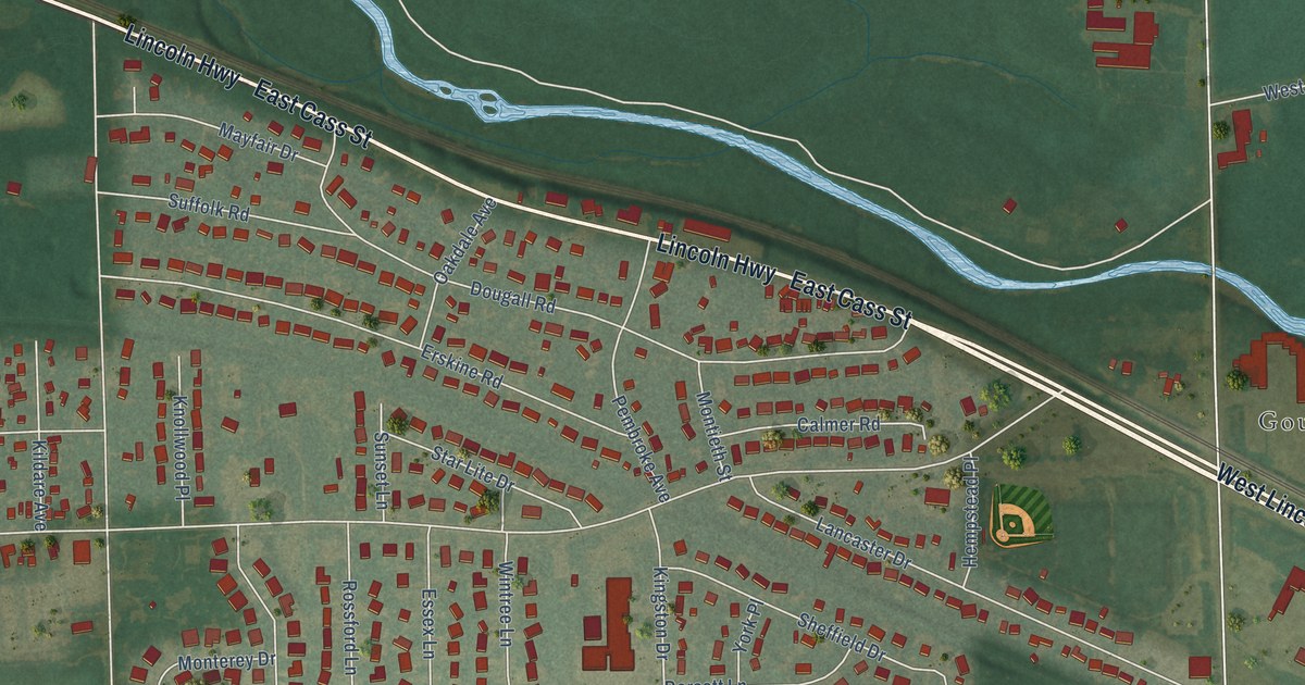 Close-up of streets and buildings in Cherry Hill, Illinois