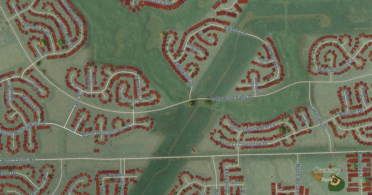 Close-up of streets and buildings in Lakewood Falls, Illinois