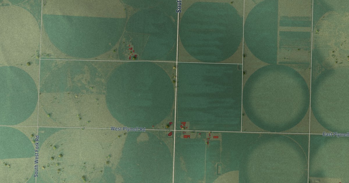 Close-up of streets and buildings in Plymell, Kansas