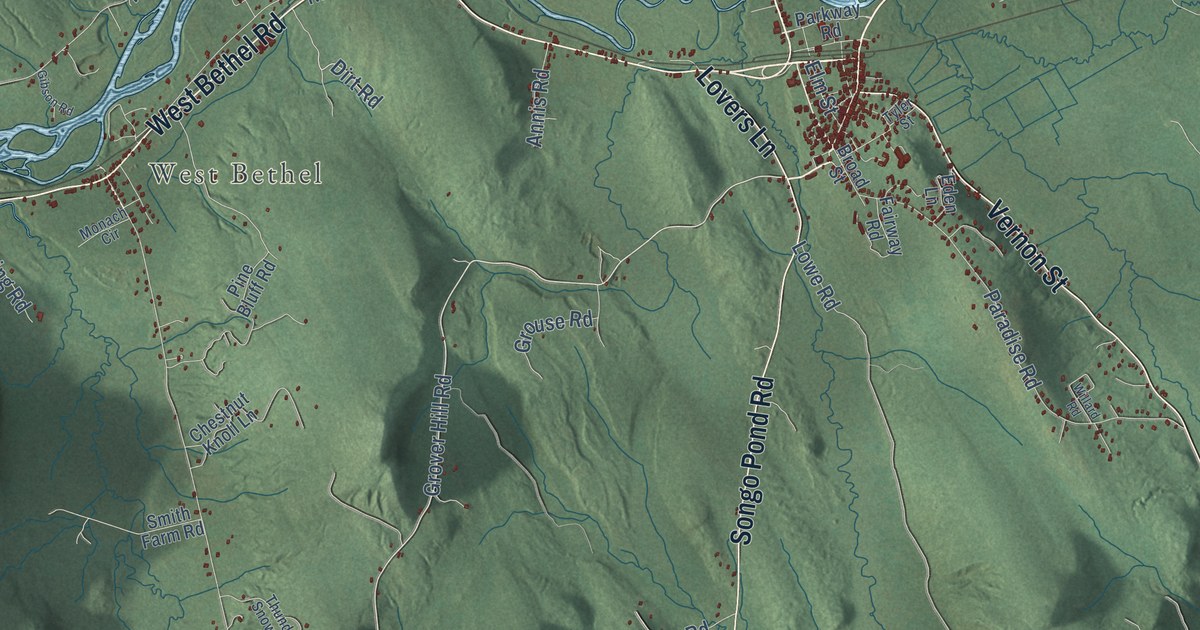 Close-up of streets and buildings in Bethel, Maine