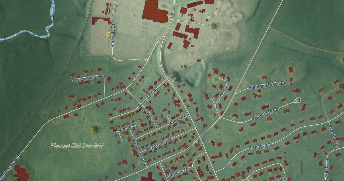 Close-up of streets and buildings in Pleasant Hill, Maine