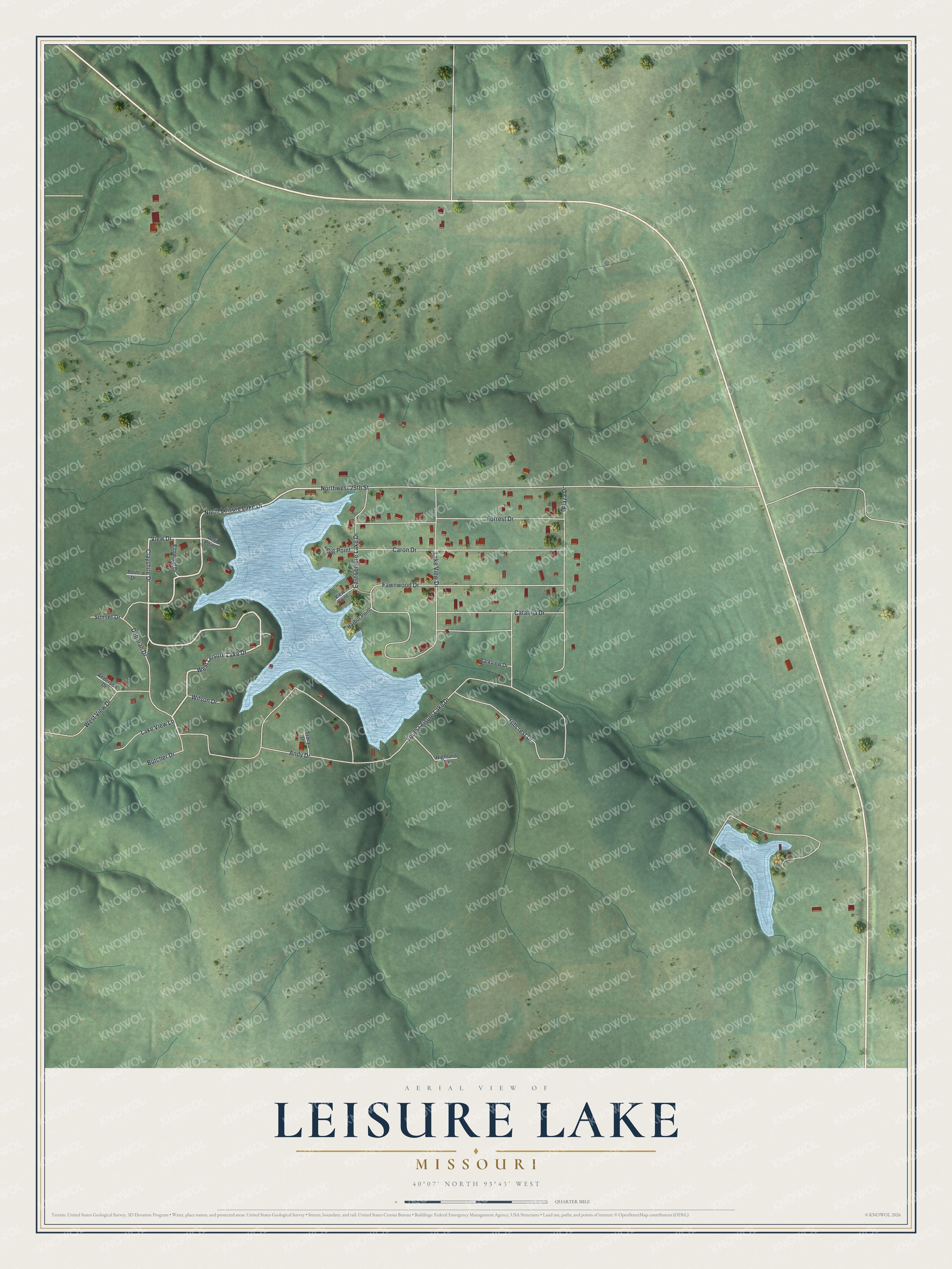 Full map of Leisure Lake, Missouri, with red buildings, printed street names and the land around them