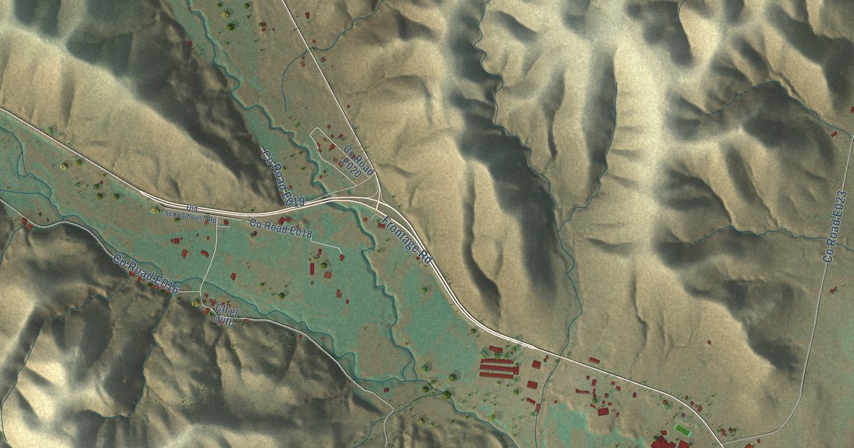 Close-up of streets and buildings in Hondo, New Mexico
