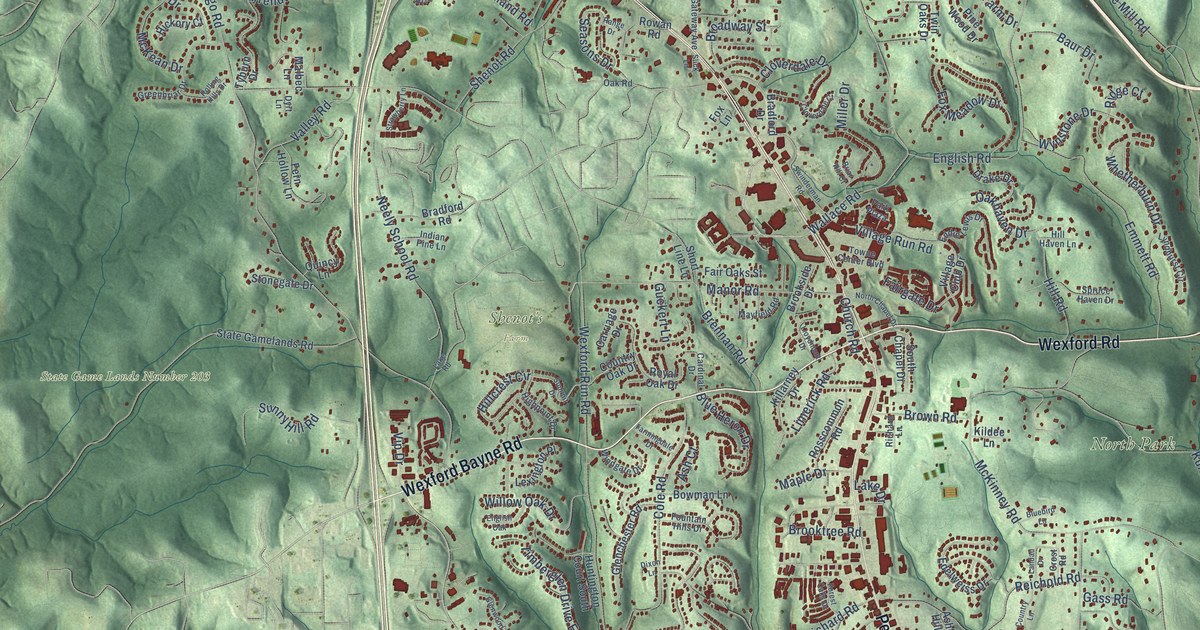 Close-up of streets and buildings in Wexford, Pennsylvania