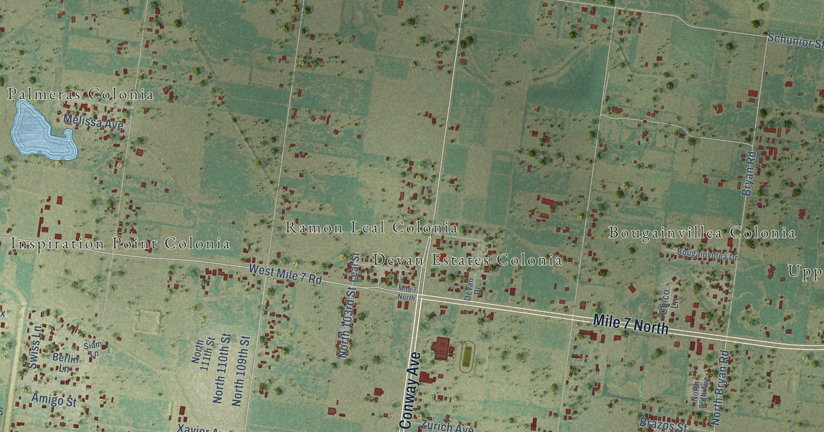 Close-up of streets and buildings in Cantu, Texas