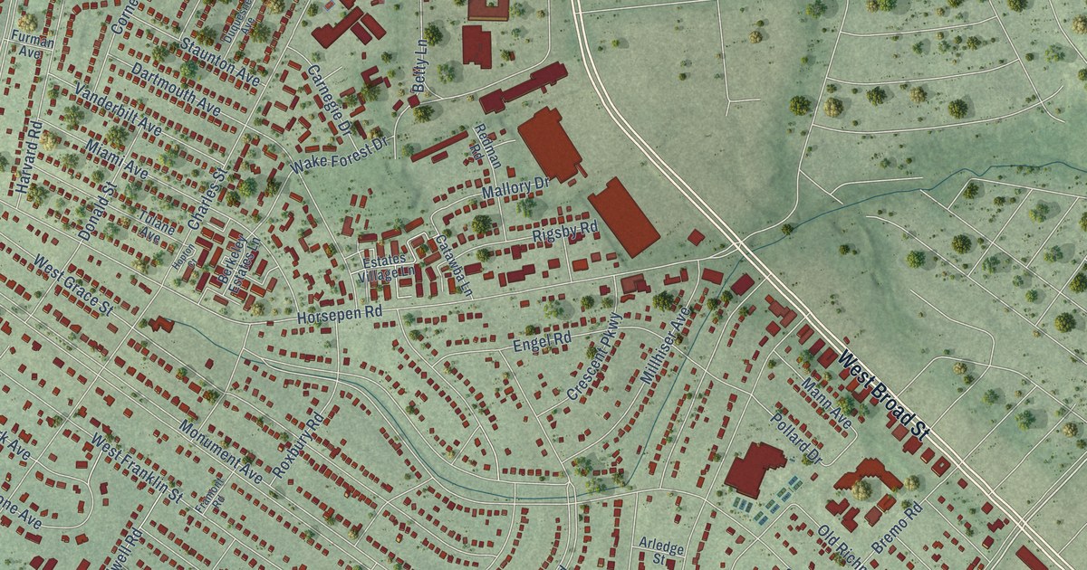 Close-up of streets and buildings in Crestview, Virginia
